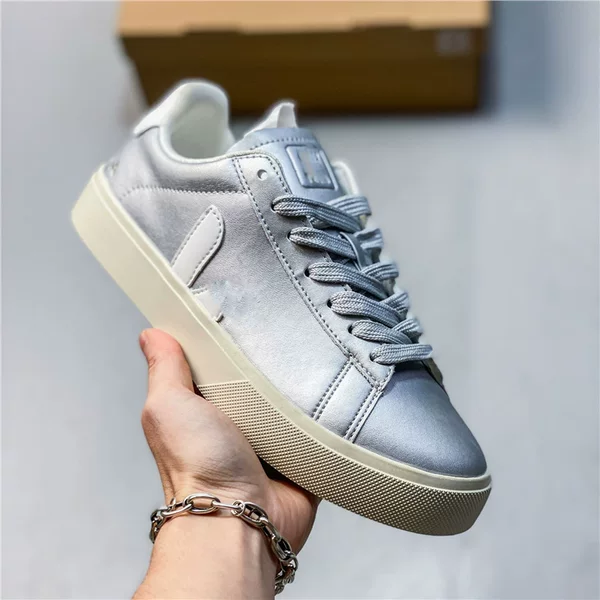 Putian Shoes 2026 New VJ Comfortable Simple Versatile V-Shaped White Sneakers Casual Commute Fashion Sports Board Shoes Ins