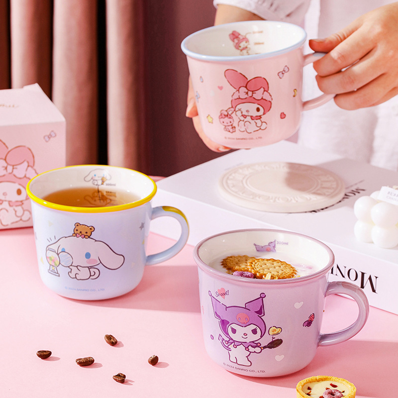 Sanrio Family Series Taza Taza de cerámica Taza de leche de desayuno Taza de escala linda de dibujos animados de niña de alto valor