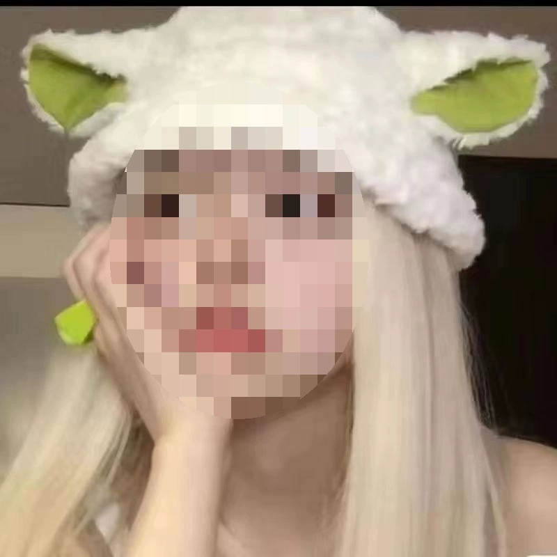 Встряхните ту же шапку для ушей Showa Lamyn