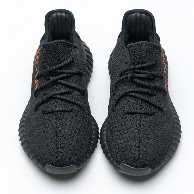 블랙 스칼렛 레터 (세 막대)