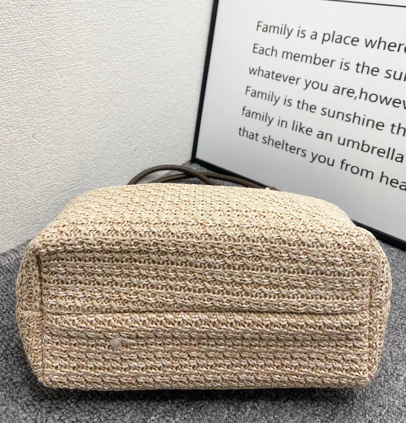 Cesta de verano de marca de moda para mujer 2024, nuevo diseño de nicho, nudo de cuerda, tejido de hierba, bolso de mano pequeño_voghion.com