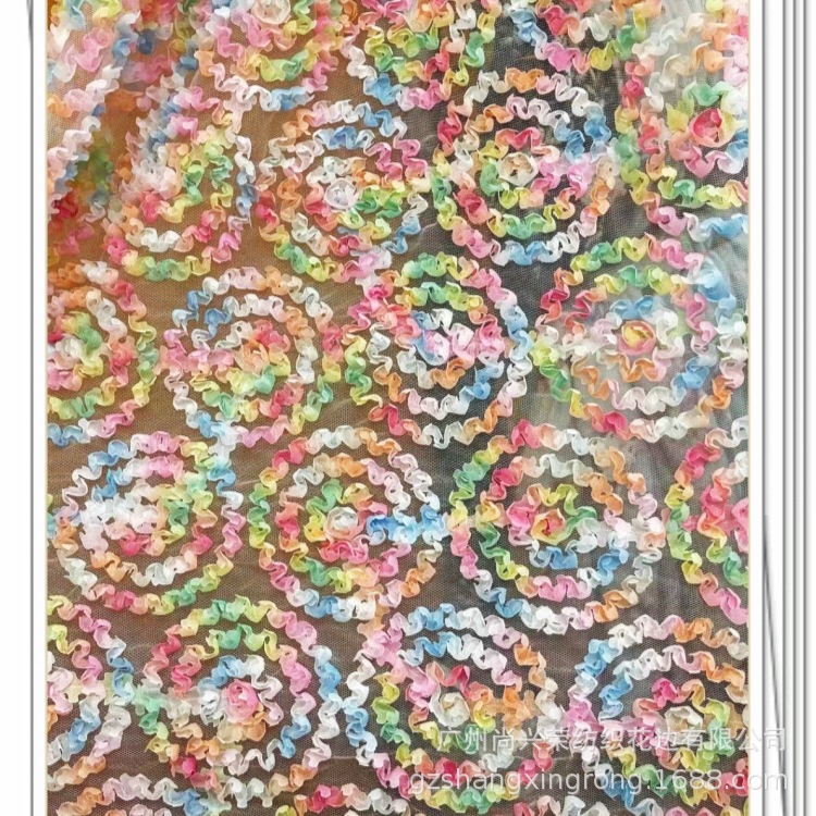 甜甜圈盘带绣面料 电脑刺绣面料 女装刺绣面料 雪纺带绣面料