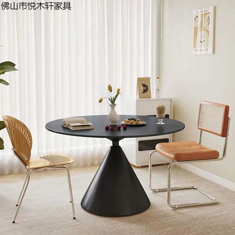 纯白哑光岩板圆形餐桌椅组合小户型家用现代纯黑简约饭桌子奶油风|undefined