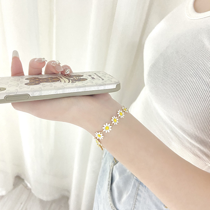 Bracelets, Necklace Classification Simple Style Flower Alloy Plating Women's Bracelets Necklace