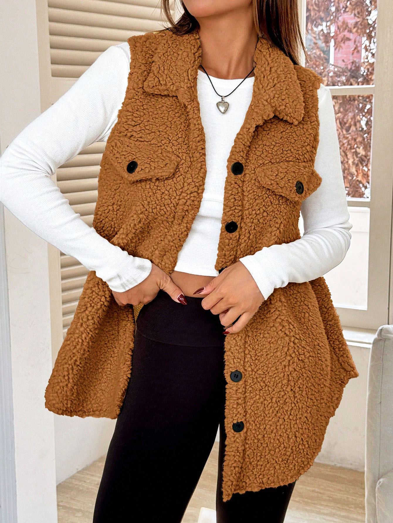 Chaleco de forro polar para mujer con solapa y botones casual_voghion.com