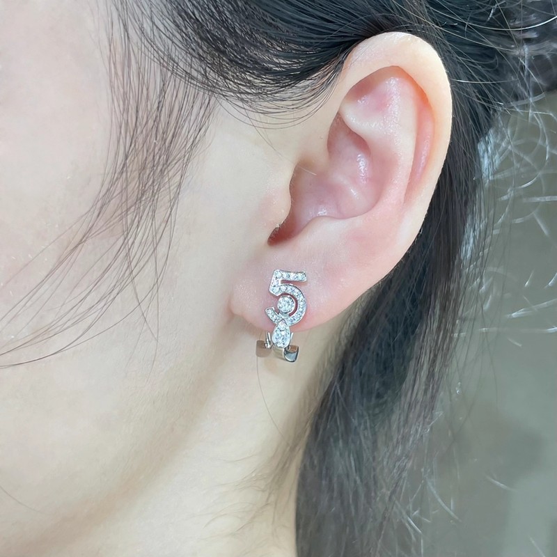 S925 スターリングシルバー針小さな香り風彗星番号 5 イヤリング女性のための真の金メッキ絶妙なマイクロ散りばめられたダイヤモンドイヤリング|undefined