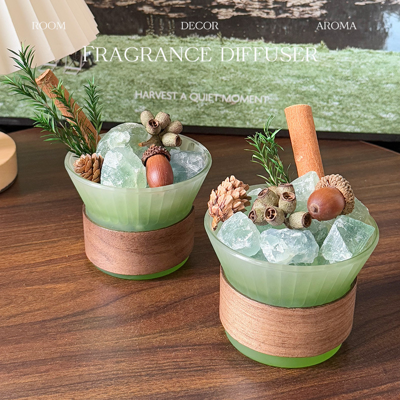 Only This Green Essential Oil Fireless Aromatherapy Natural Crystal Fragrance Gift Ornament Is a Creative Birthday Gift for Girls