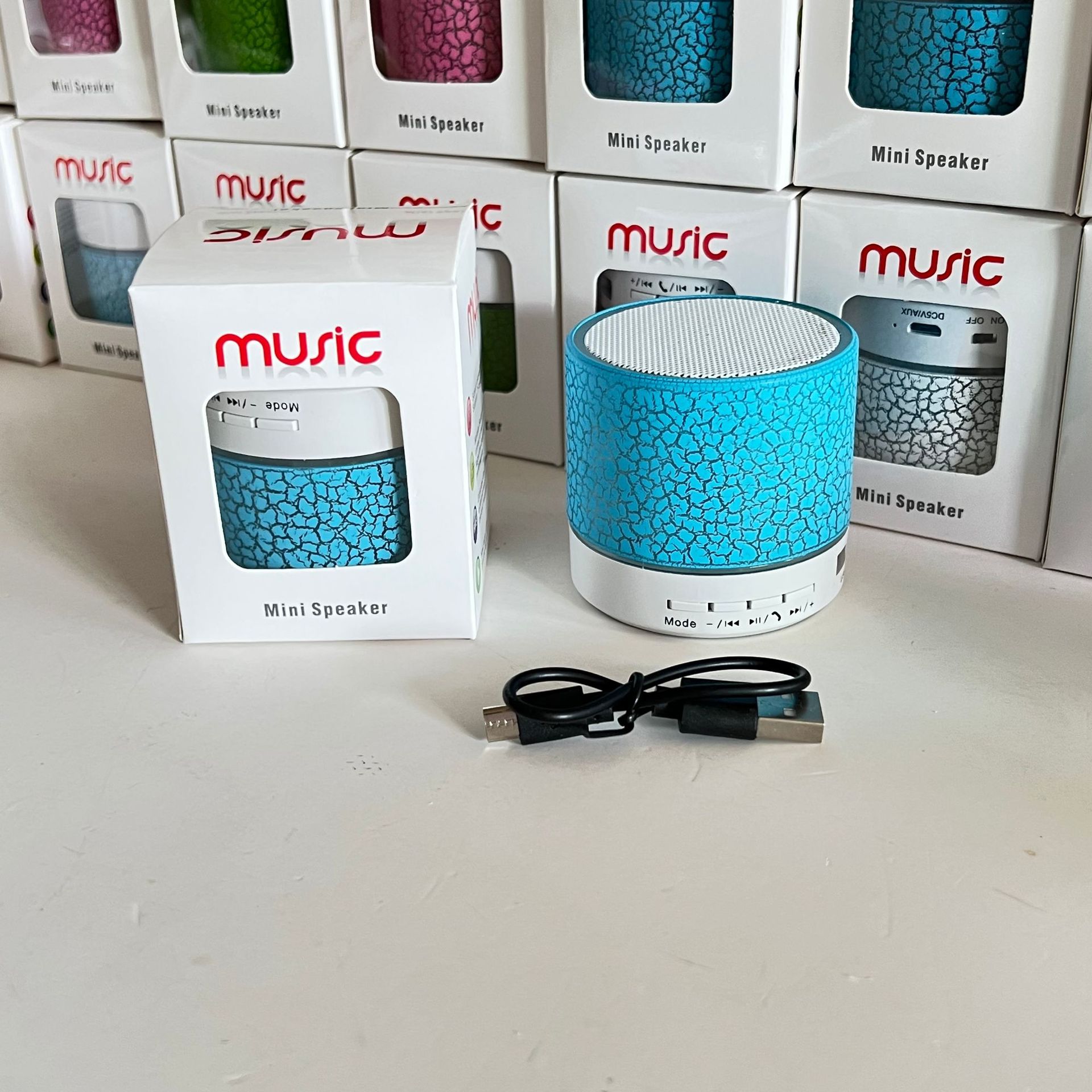 Mini crack Bluetooth sonido tarjeta portátil subwoofer sonido cajas inalámbricas regalo pequeño sonido