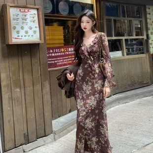 ��ĺɫ�Nޱ���黨�B��ȹŮ�ﶬ���L�͹ź��~߅���|�@���Lȹ�DƬɫ