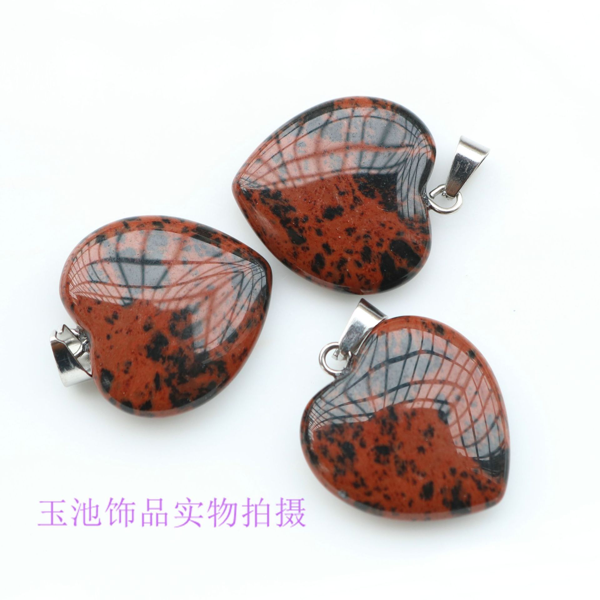 Venta transfronteriza de amor amor amor amoroso colgante verde Dongling pequeño corazón de melocotón colgante orejas accesorios diy