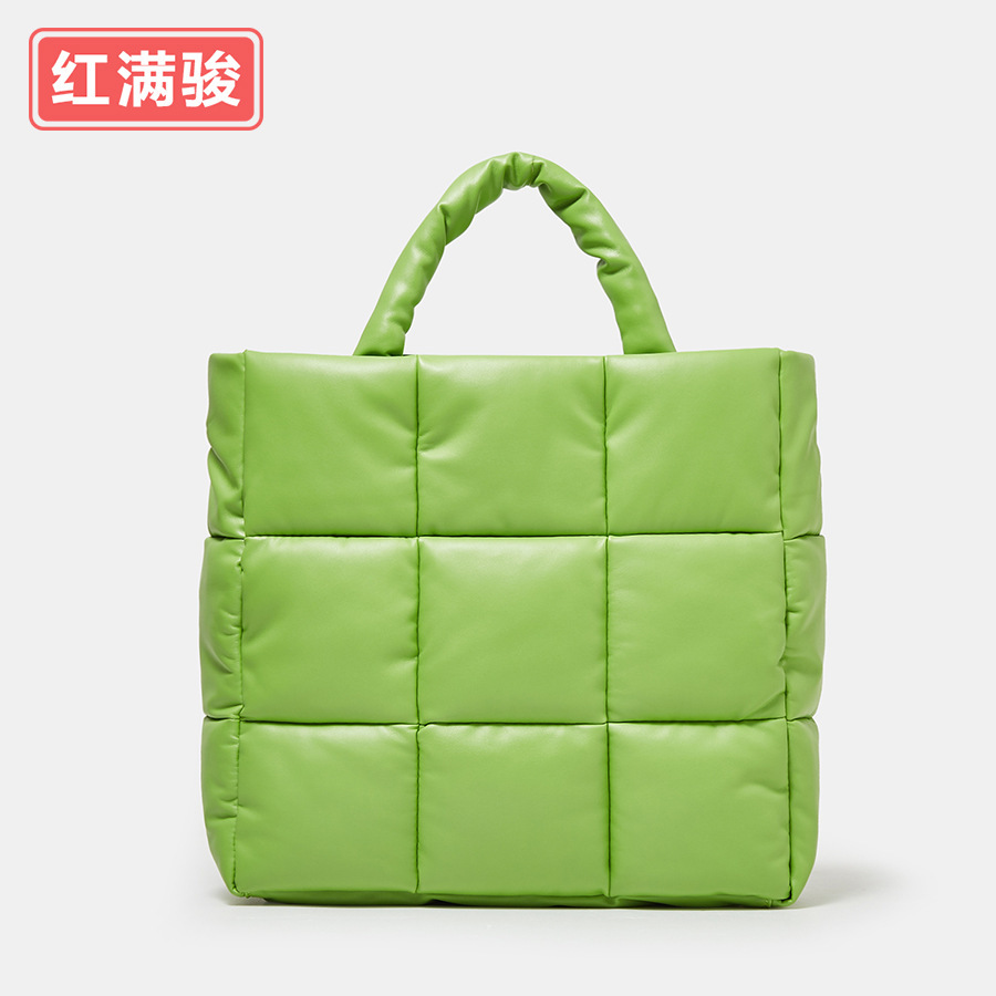 Hierba verde (rejilla de Jiugong)