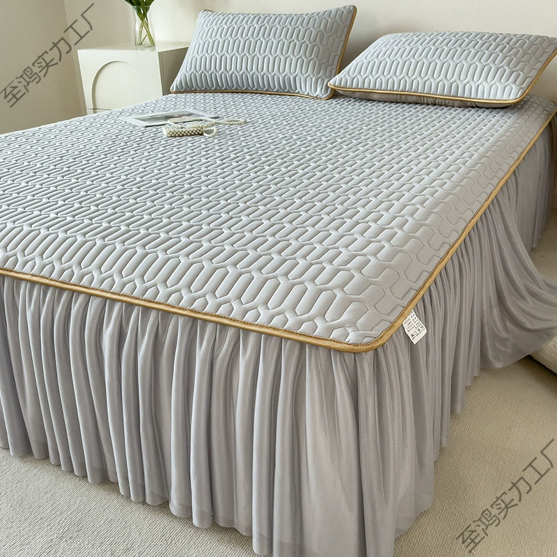 Латексный коврик из ледяного шелка, комплект из трех предметов, юбка для кровати, утолщенный комплект из 5 мм, студенческий одиночный комплект из двух предметов, моющийся мягкий коврик с кондиционером