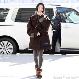 [不支持退换]林娜琏机场私服太可爱了吧 1v羊毛呢牛角扣大衣