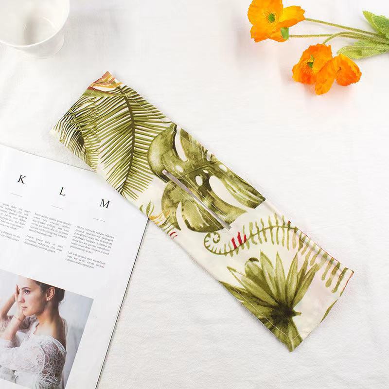 大碎花绿色树叶