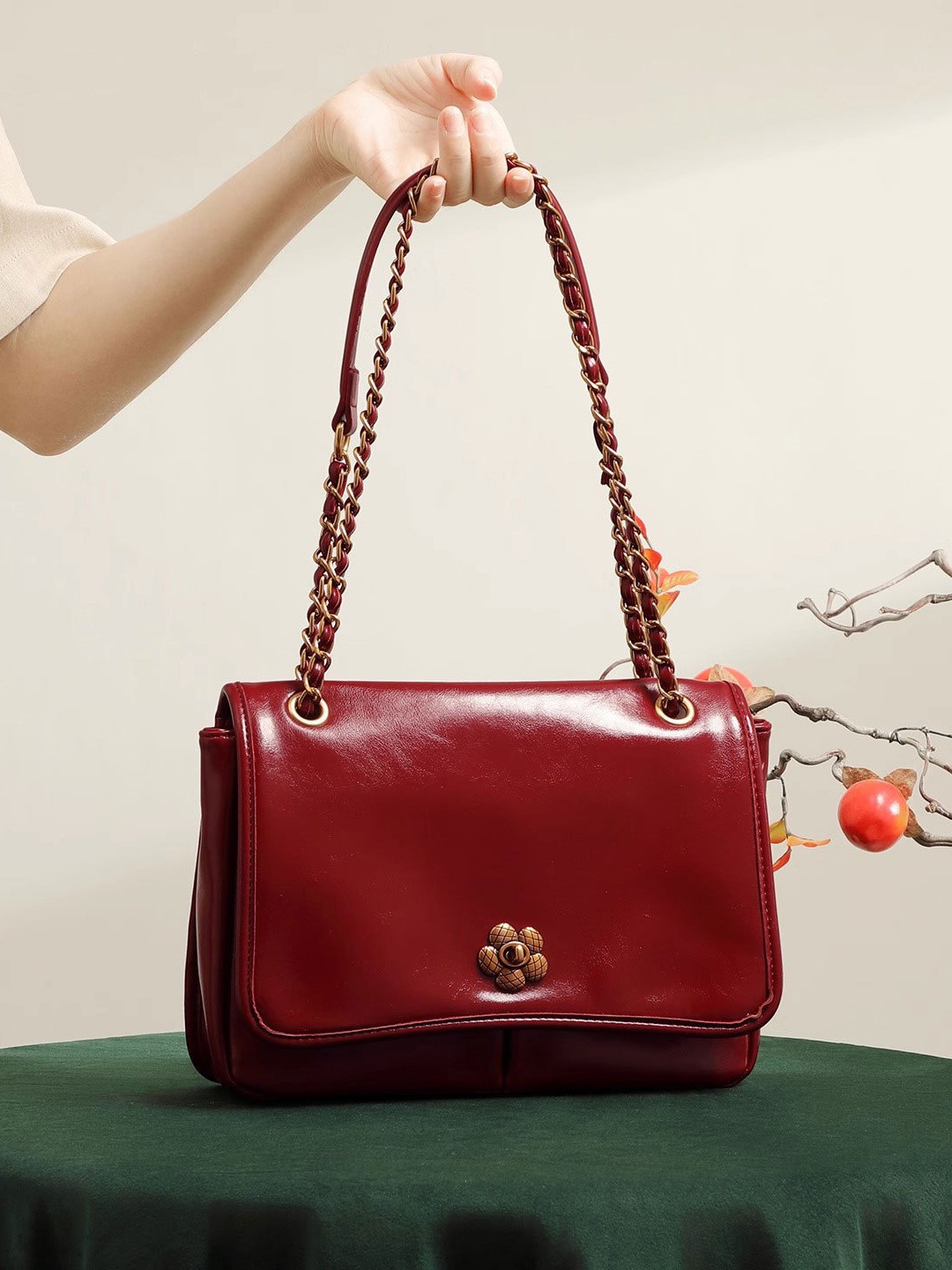 Cadena de moda de gran capacidad, bolso cuadrado pequeño, diseño de alta gama de nicho, bolso femenino, viajero casual, bolso de hombro de todo fósforo