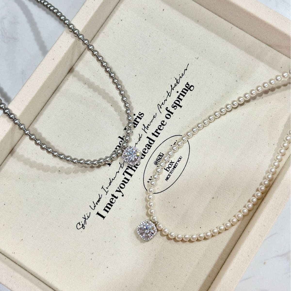 S925 Sterling Silver Round Pearl Necklace With Sparkling Diamond Cube_voghion.com