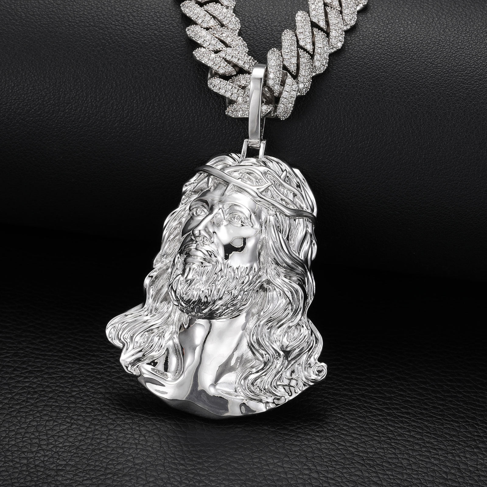 European And American Hip-hop Gold Portrait Pendant Necklace, Fashionable Sweater Chain, Nightclub Men's Accessories, In_voghion.com