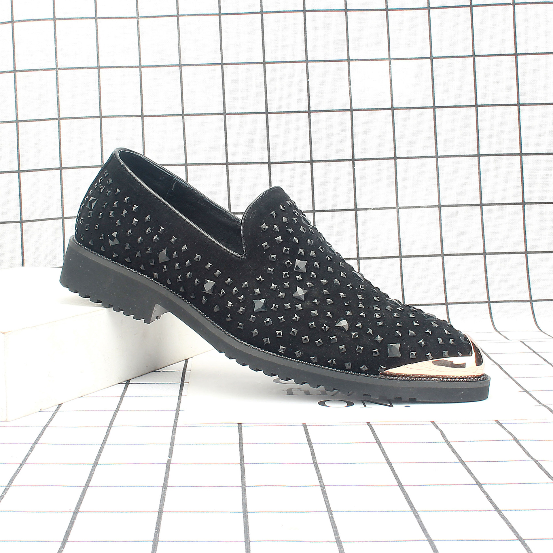 �ļ��¿�������Է���ʦ����һ�ŵ����˶������м�ͷƤЬ320