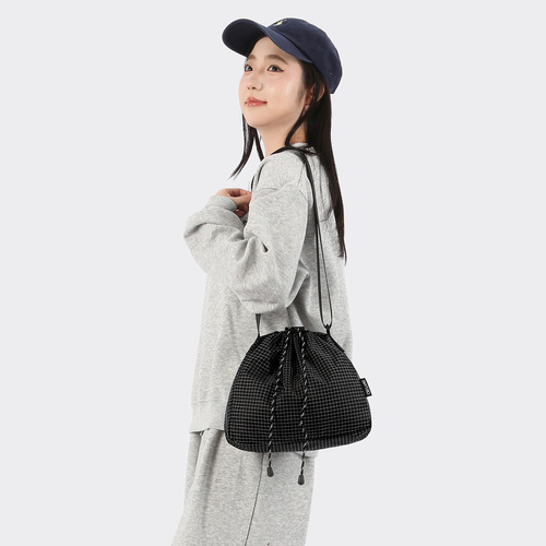 New Style Drawstring Fashion Shoulder Bag for Women Commuting Leisure Lightweight Single Shoulder Mom Bucket Bag
