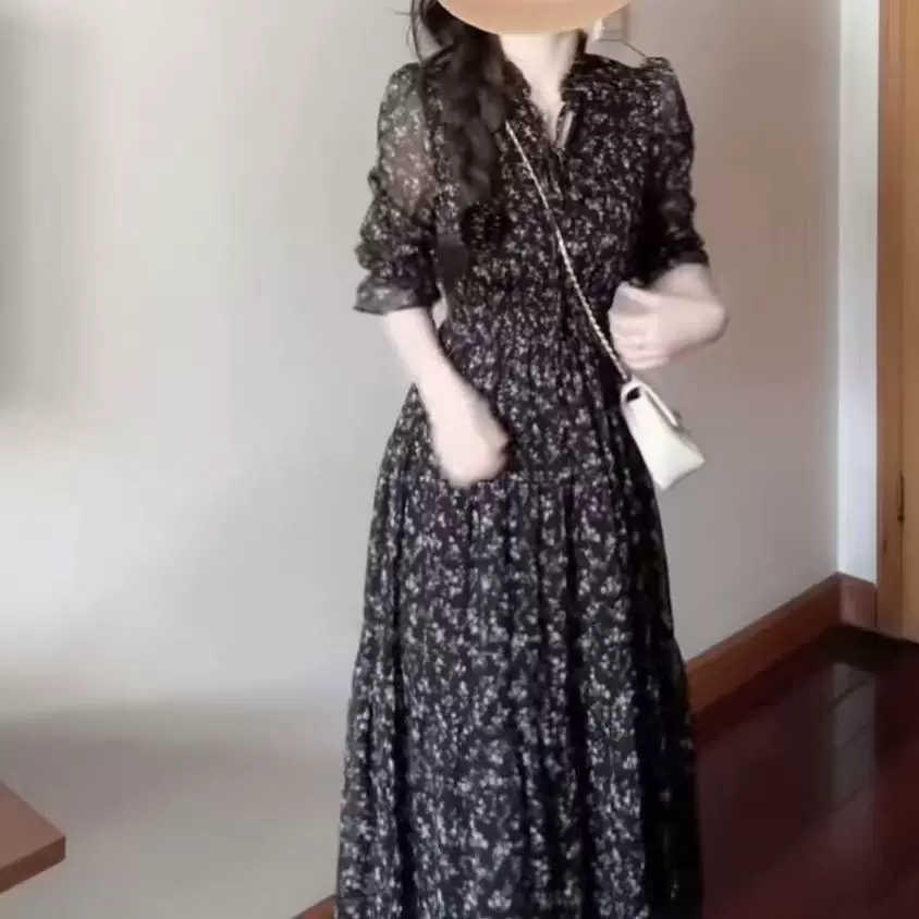 连衣裙高级感碎花裙子女2025春夏新款法式气质雪纺裙