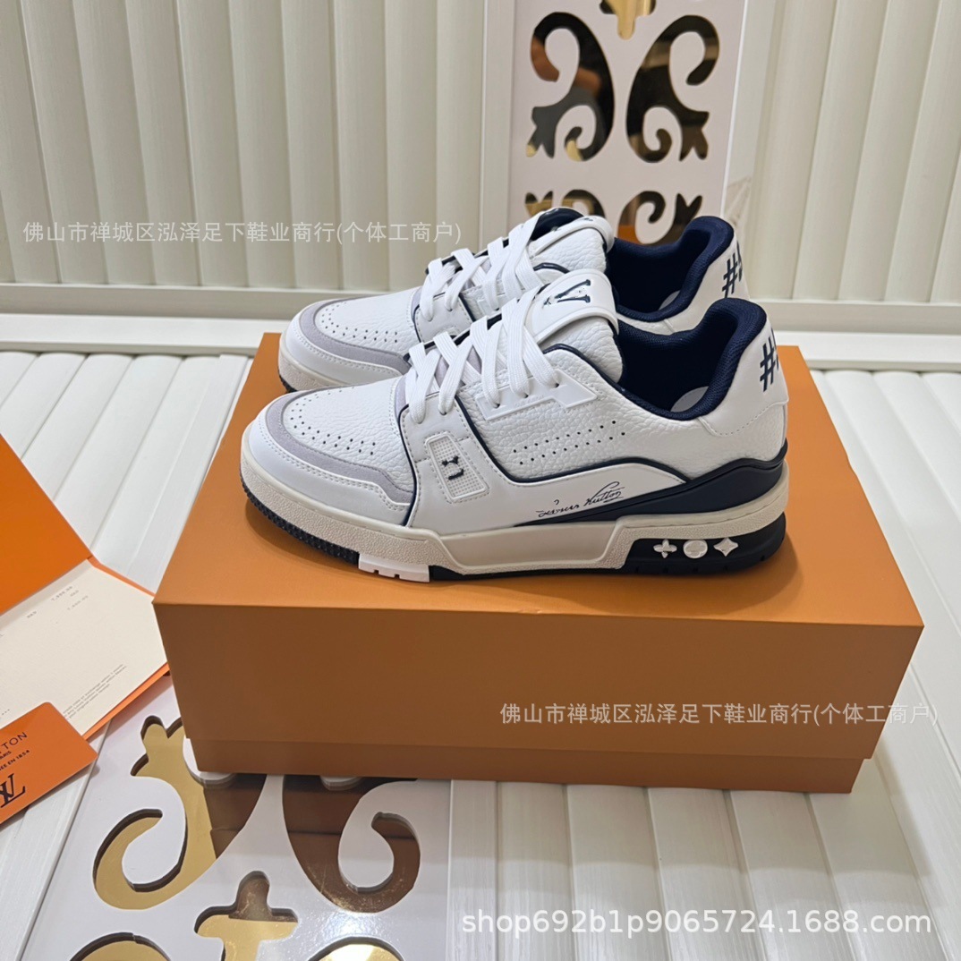 2026 casa de burro blanco zapatos de skate de cemento pareja de moda universal zapatos casuales viejos zapatos de cuero blanco con suela gruesa baja