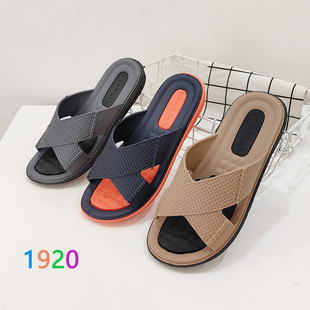 Wen Tu Slippers for Home Outdoor Leisure Men's Summer Wear-Resistant Anti-Slip One-Line Men's Deodorant Versatile Herringbone