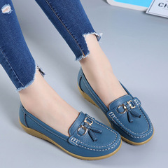Cross-border plus-size genuine leather women's shoes: Spring and autumn cowhide mid-to-older-age mom-style shoes, flat-soled Tods with soft, wedge-like heels.