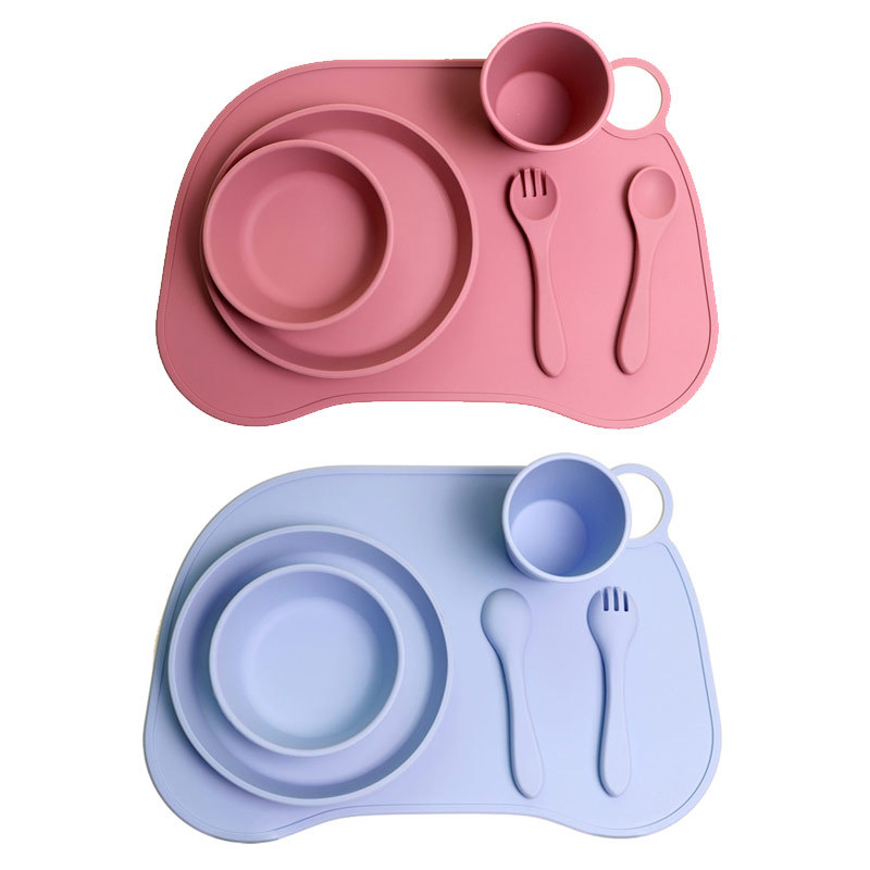 BPA libre plegable Mesa Mat para niños con agujeros de silicona