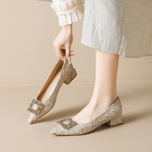 ����Ů�� 5153-9���^�ָ���ЬŮ2026�¿ʽˮ荜\��ưЬ��ȹ��