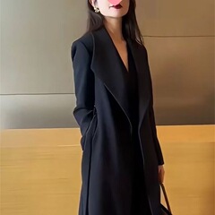 2025年秋季新款高端气质时尚收腰系带风衣外套女