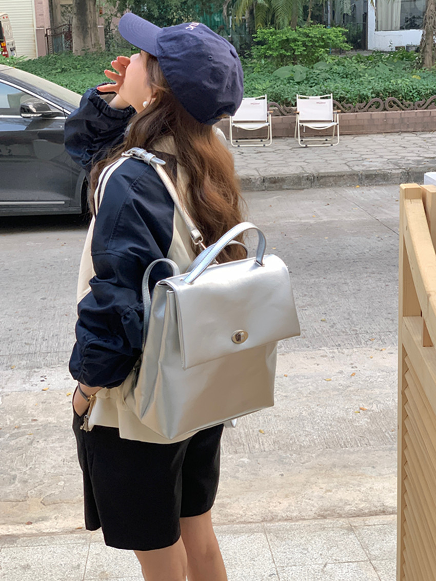 Women's Silver Backpack For College Students Autumn Winter Style_voghion.com