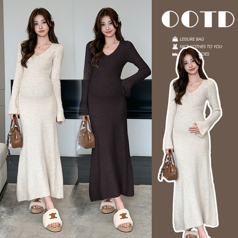Real Shot of Tall Women's Extended-Length Maternity Dress, Korean Style Fashionable Maternity Dress, Slim-Fit and Flattering Maternity Dress