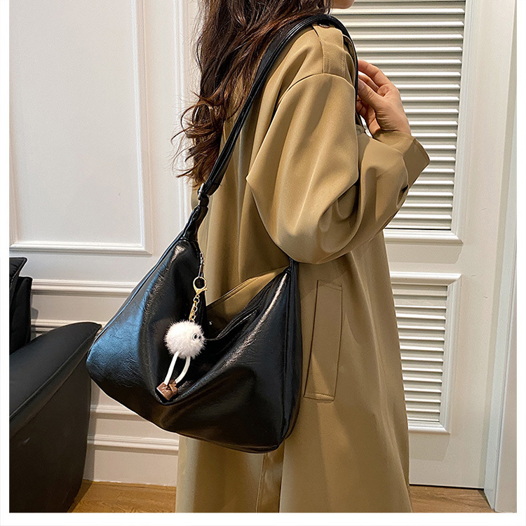 Simple and large-capacity bag for women, 2024 new style, fashionable and versatile casual single-shoulder bag, student commuting crossbody tote bag undefined