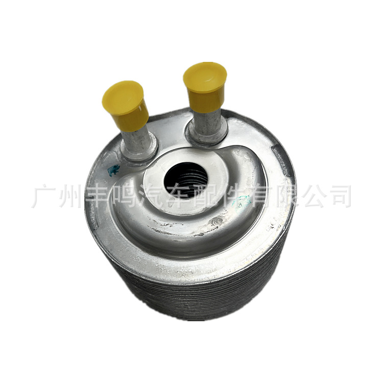 Refrigerador de aceite de motor de 21305-5X00A conveniente para el navara NAVARANP300 de Nissan