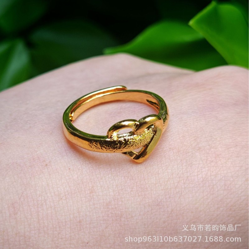 女性用模造ベトナムサンドゴールドリング、女性用ラブカーフラワーリング、開口部調整可能、ライブブロードキャストギフト卸売|undefined