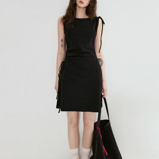 Little Black Dress Knitted Dress for Women Summer Slimming Design Niche Asymmetrical Drawstring for Small People Little Black Dress Knitted Dress for Women Summer Slimming Design Niche Asymmetrical Drawstring for Small People