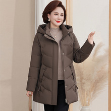 专柜防寒妈妈装白鸭绒羽绒服女中长款冬季新款中老年加厚保暖外套