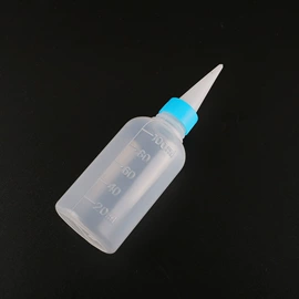 塑料瓶、壶;其他维护工具;服装机械设备