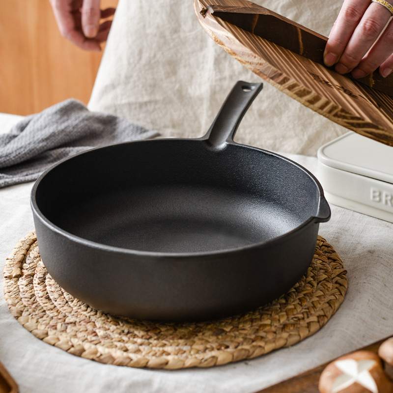 Pequeña olla de sopa pequeña de hierro fundido feliz hierro puro solo wok pequeño hierro de cerdo hogar olla de leche sin recubrimiento olla de usos múltiples