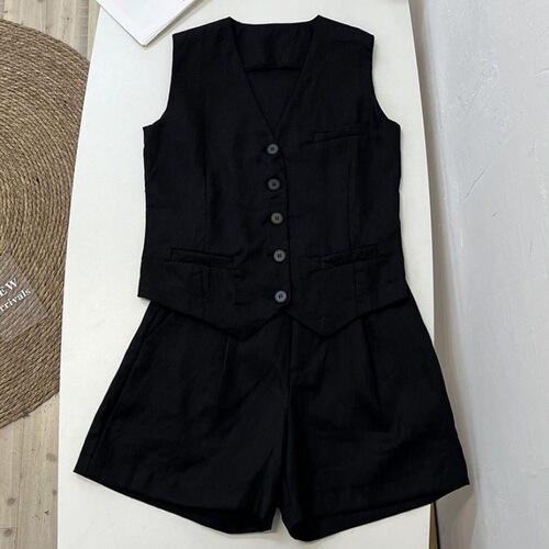 Summer 2025 New Korean Style Thin White Vest Suit Shorts Set Trendy Sleeveless Vest Outerwear for Women