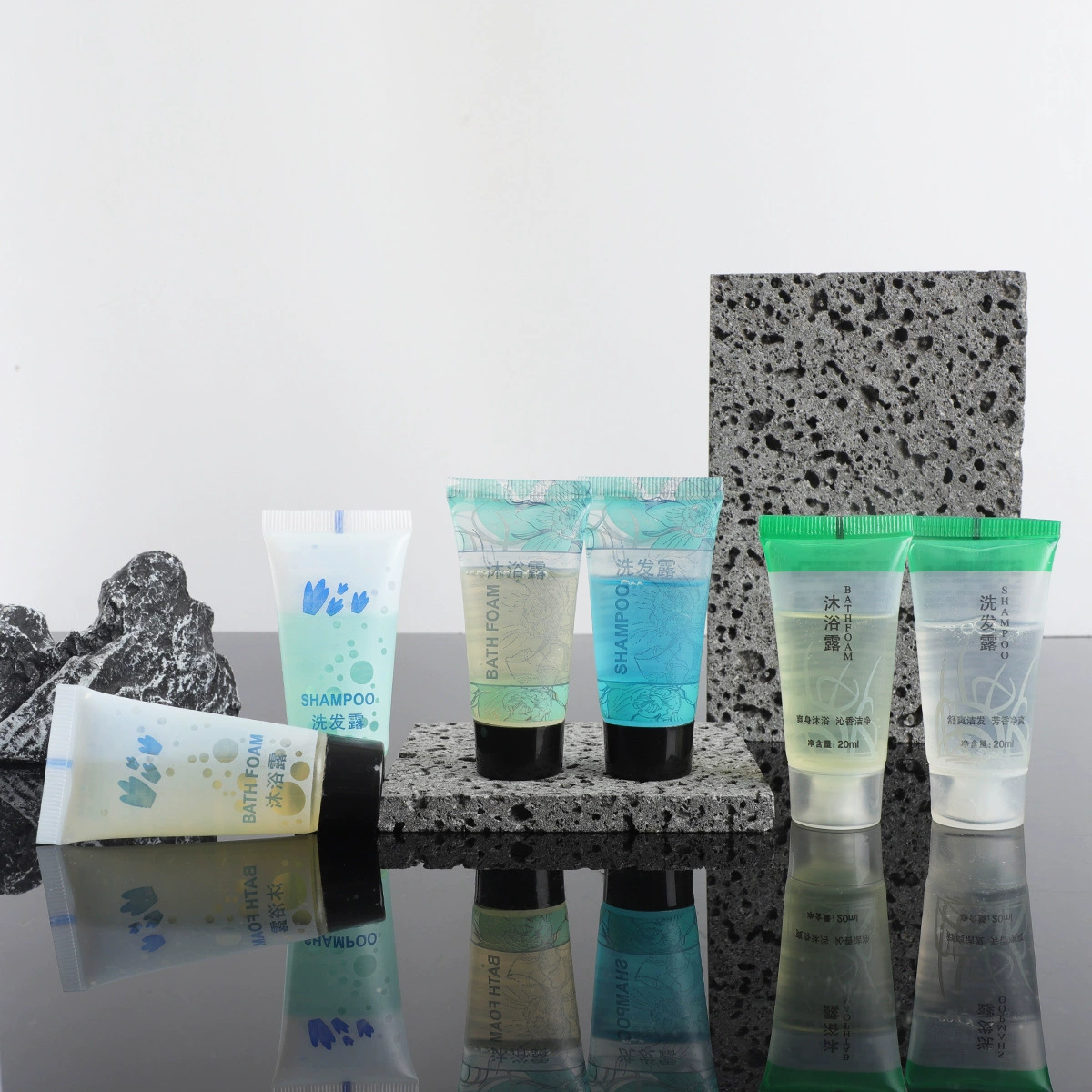 Одноразовый шампунь для отеля, гель для душа, туалетные принадлежности, набор для мытья в маленькой бутылочке для отеля и B&B, 20 мл.