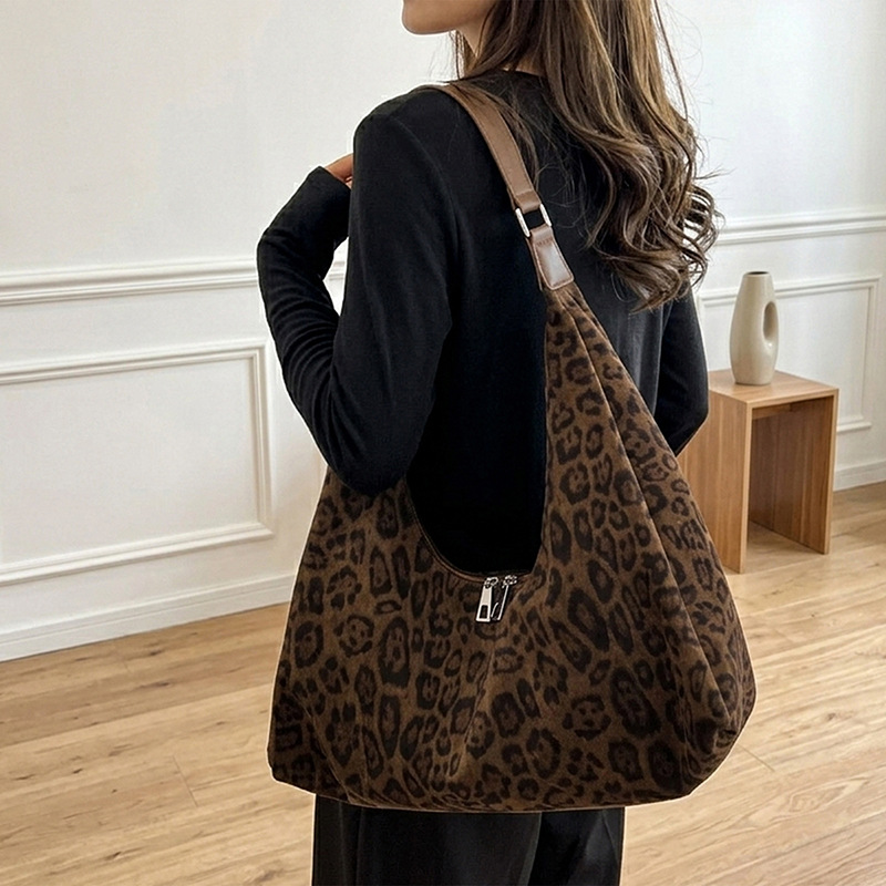 2026 New Matte Suede Tote Bag For Women, Large Capacity Commuter Shoulder Bag, Korean Lazy Style Fashion Underarm Bag - Thumbnail 3