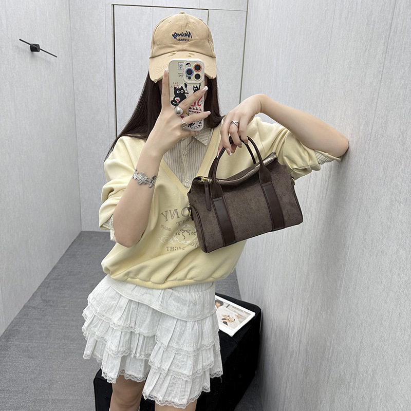 Túi đeo chéo nữ cỡ lớn chất liệu da lộn nhám, kiểu dáng thanh lịch, có thể đeo vai hoặc cầm tay — Rượu vang đỏ, Sâu, màu cà phê, màu nâu chi tiết 25
