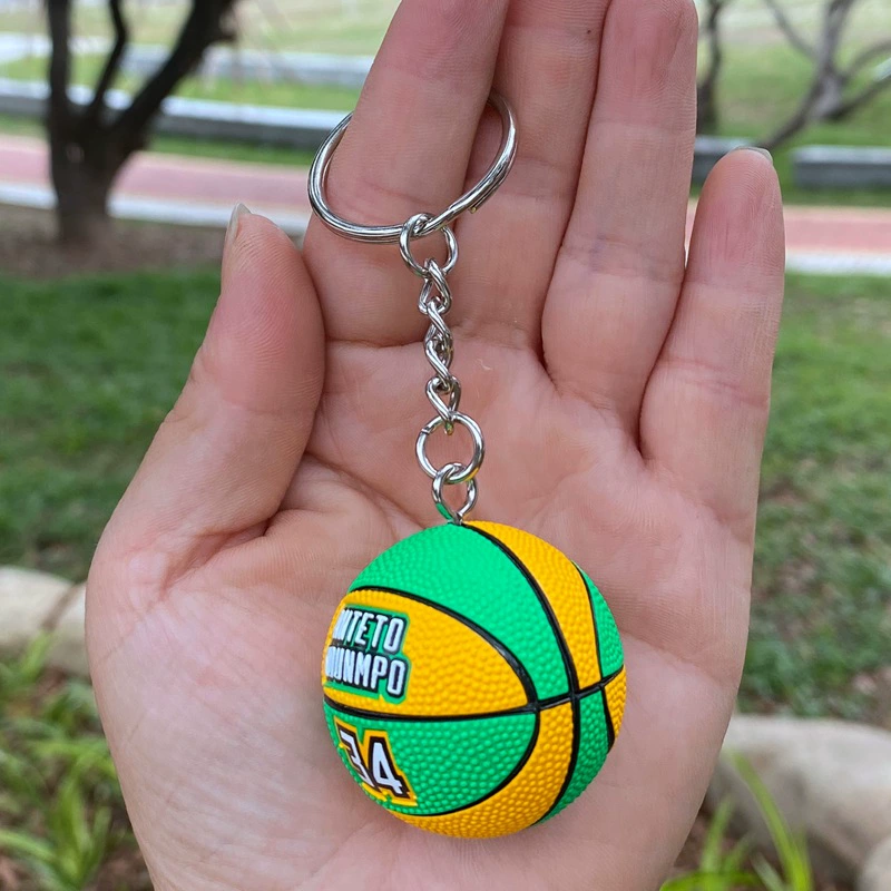 Ключница-баскетбол, мини-подвеска PVC 3,5 см, дизайны команды и игрока