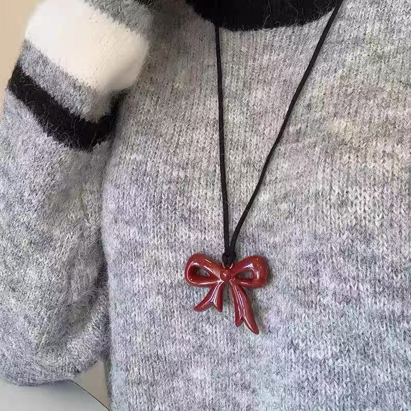 Otoño y invierno minimalistas collares colgante de goteo de Feng Shui mujeres chaqueta larga suéter cadena casual accesorios de lujo ligero