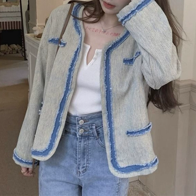 Модный ретро маленький ароматный пиджак женский осенний 2025 новый премиум смысл джинсовый мойка кардиган с длинными рукавами прямые продажи