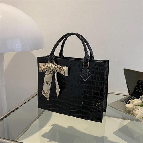 Bags for Women  Winter New Fashion Simple Crocodile Pattern Handbags Casual Large Capacity Tote Bags for Women