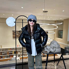 高版本P家25秋冬新款90鸭绒休闲百搭可拆卸帽子保暖面包羽绒服