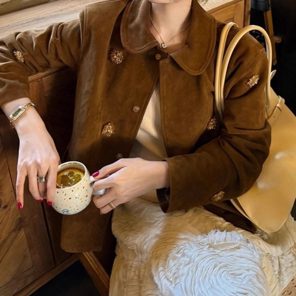 2025 Spring and Autumn New Style Imitation Sheepskin Retro Tops Top Beaded Suede Leather Tops Women's Short French Socialite