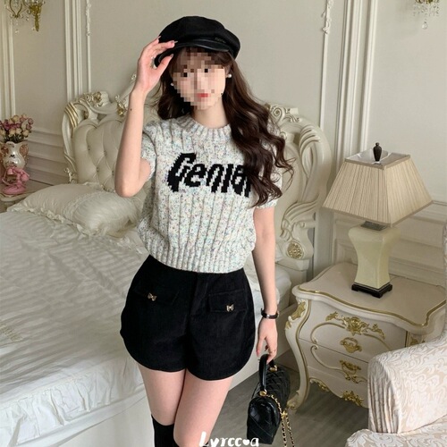 Tmall shake quality embroidery letter knitted shirt T-shirt women's summer design underlining shirt short-sleeved top